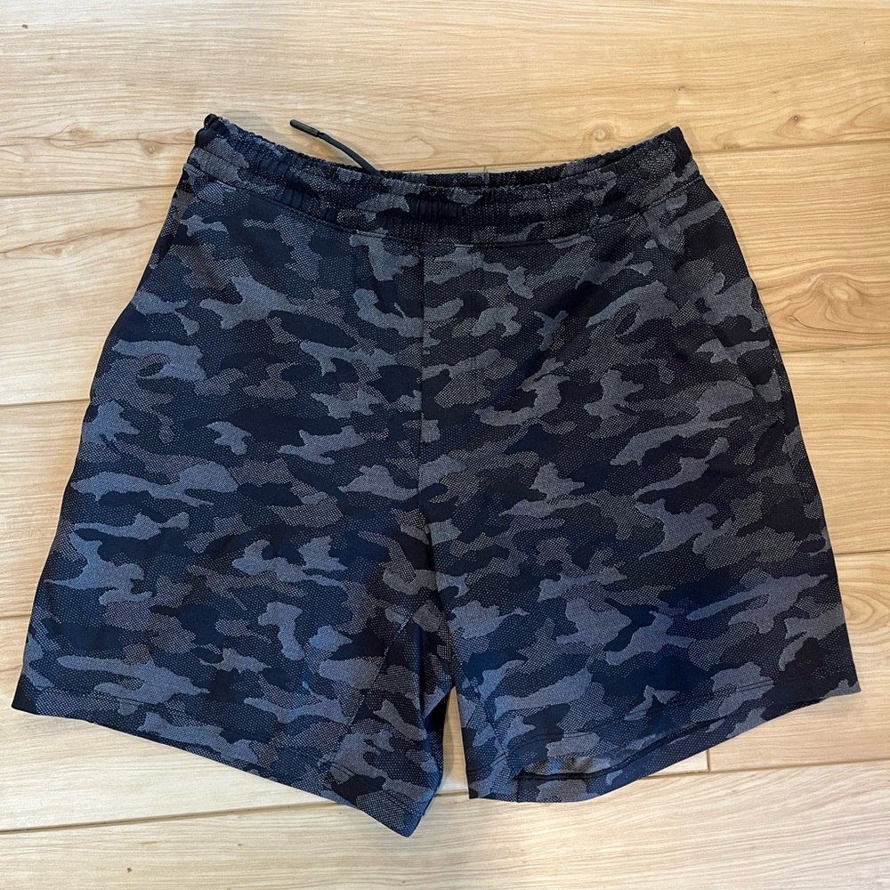 Men’s Lululemon Pacebreaker Short - unlined